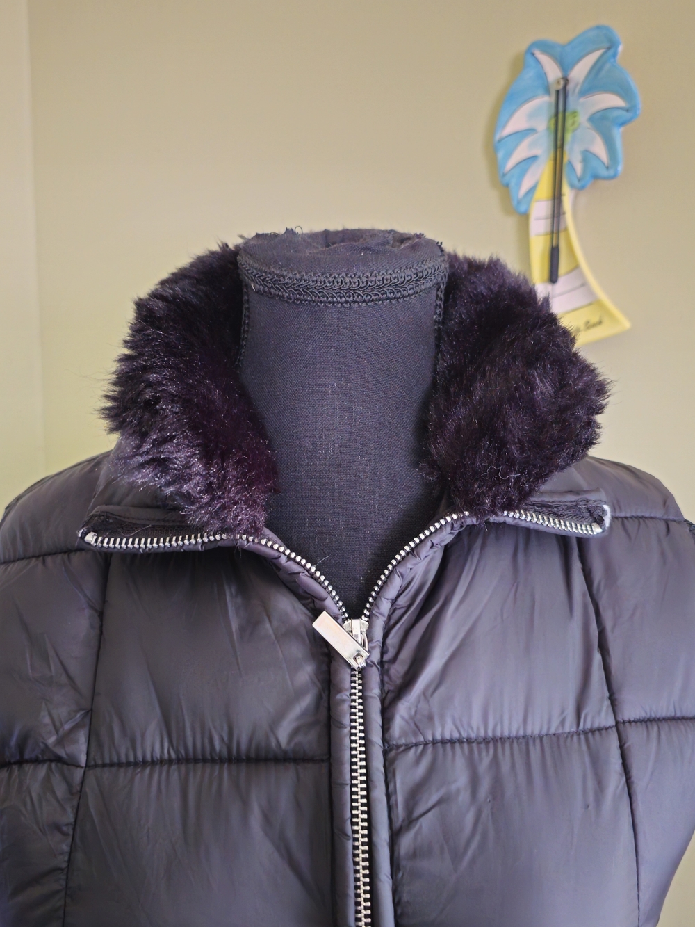 Bundle 7 VEST - Picture 14 of 16